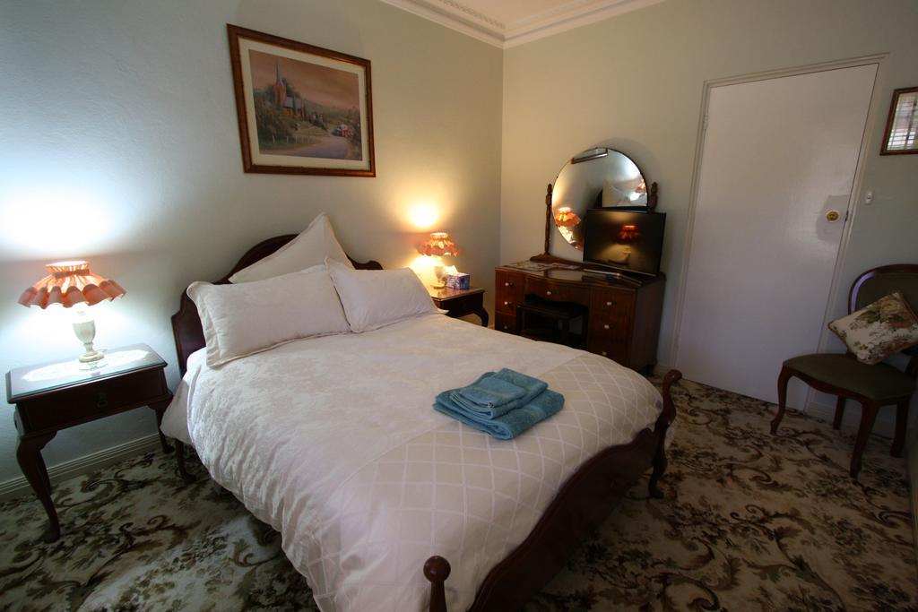 The Evergreen Bed And Breakfast Canberra Esterno foto