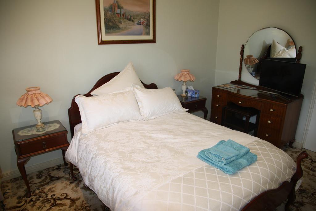 The Evergreen Bed And Breakfast Canberra Esterno foto