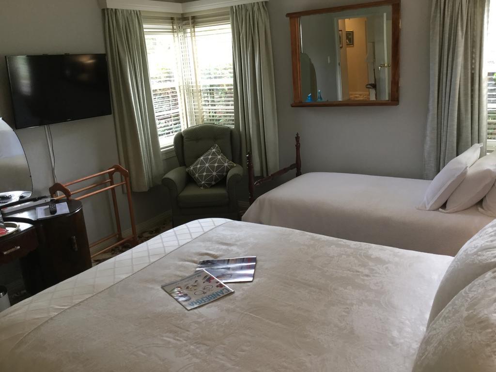 The Evergreen Bed And Breakfast Canberra Esterno foto