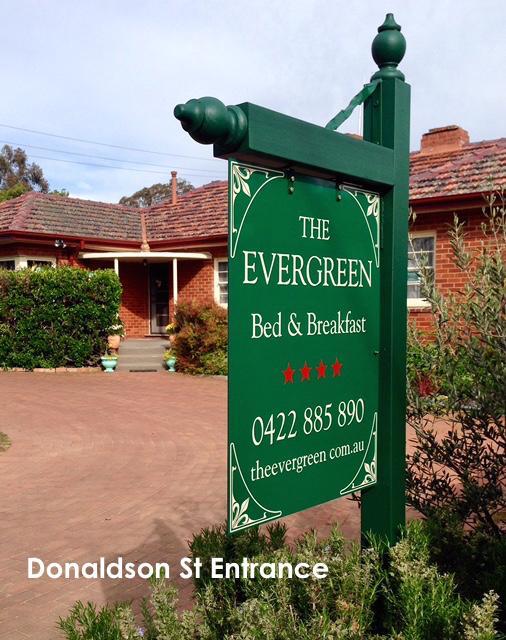 The Evergreen Bed And Breakfast Canberra Esterno foto