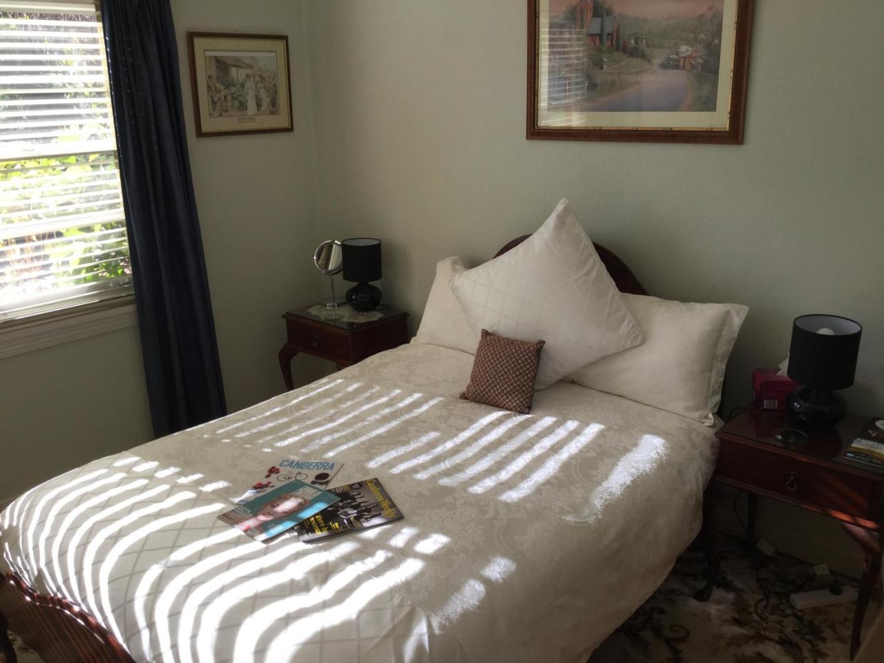 The Evergreen Bed And Breakfast Canberra Esterno foto